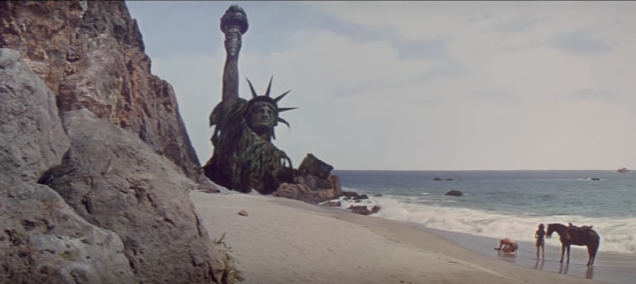 statue of liberty in planet of the apes